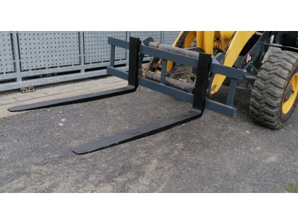Paletizačné vidly SADA na Volvo L30 Komatsu CAT Liebherr 2,5t 1,2m