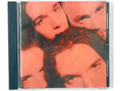 CD Kurtizány z 25. Avenue – Strach