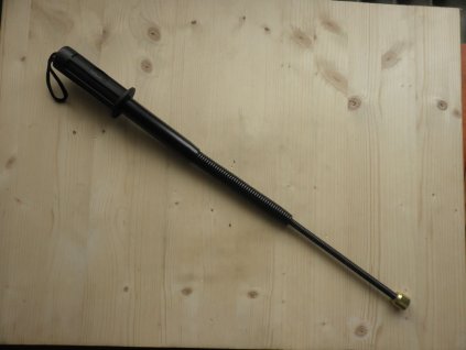 Teleskopický obušek pružinový černý - 52cm