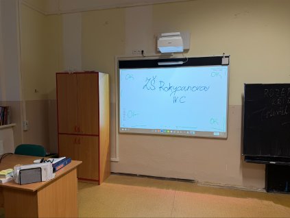 4c processed 8168F942 8335 40C2 8020 E1BA80565A6E