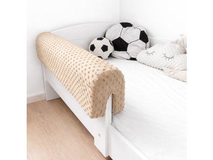 c8a4952c a19b 4882 8c02 fe0001a1c13f