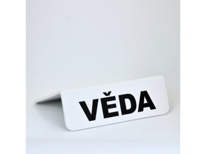 Rozřaďovač s nápisem věda