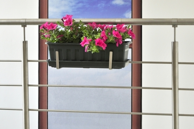 Haky Na Truhliky Na Balkon (háky které, Speciálních Háků, vyšší cena, Aretačním Mechanizmem, balkonového zábradlí) Haky Na Truhliky Na Balkon