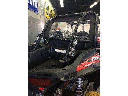 Zadní plátěný panel na Polaris RZR 1000 XP