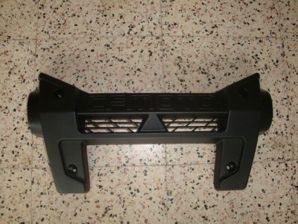 Plastový kryt předního nárazníku na Gladiator X8