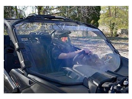 Originální přední plexi na Can-Am Maverick X3-tvrzené