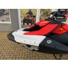 Skútr vodní Sea-Doo SPARK TRIXX 900 HO ACE 3-up iBR 90hp bílo-červený model 2026