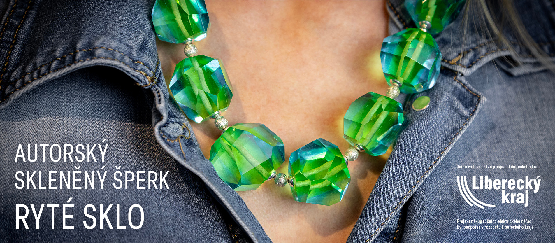Autorský skleněný šperk - ryté sklo