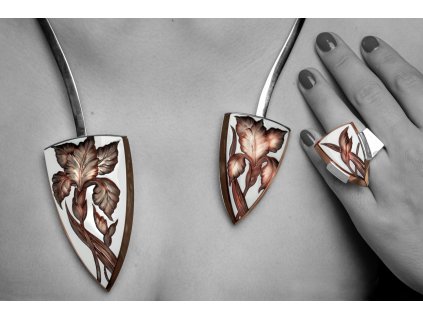 Kolekce náhrdelníku a prstenu IRIS