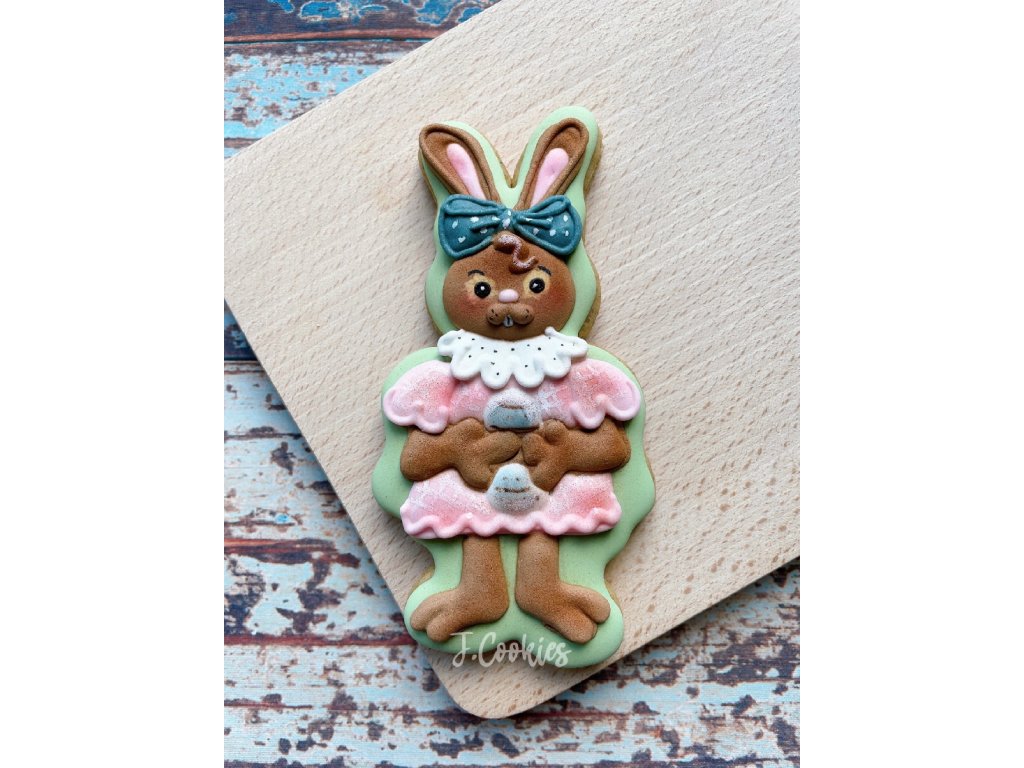 EF7B25B3 3830 4FAB A360 1A7FD6BD3C2F