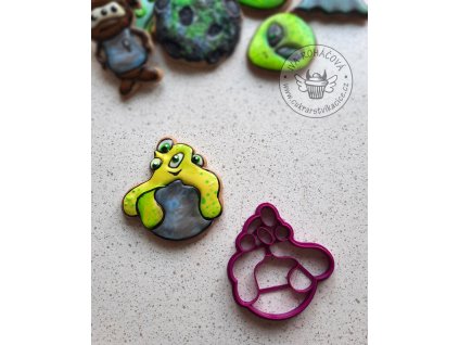 Vykrajovátko Mimozemšťan na planetě #2022