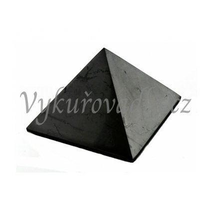 Šungitová pyramida leštěná 9x9cm