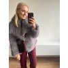 Trendy šedý kožich z umělé kožešiny - stylový podzimní kabátek