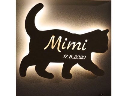 lampička kočička rozsvícená