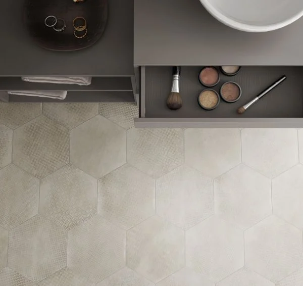 Zajímavá hexagonální dlažba Equipe Urban