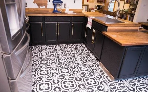 Elegantní dlažba nejen do kuchyně Cementina