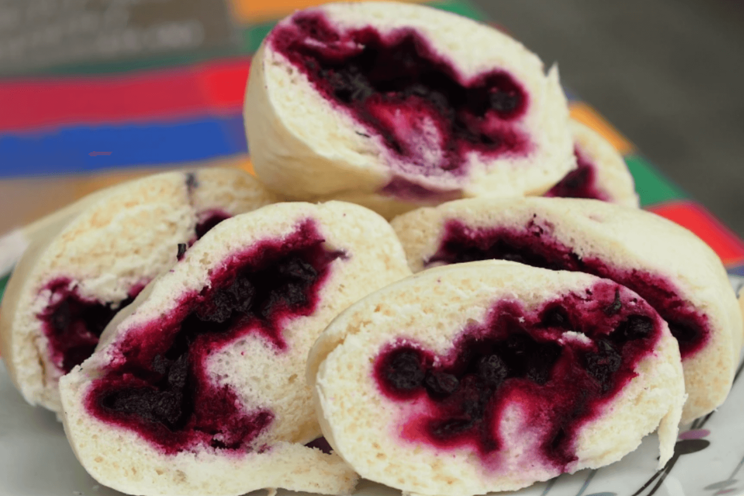 Kynuté borůvkové knedlíky s tvarohem - Tradiční recept