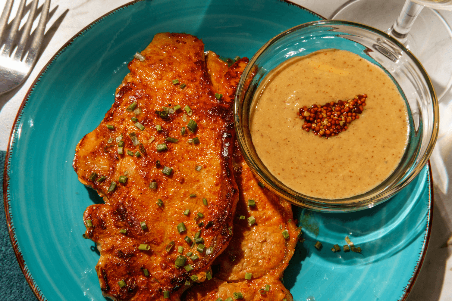 Medovo-hořčičná omáčka