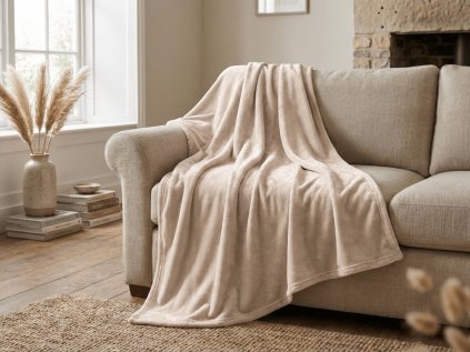 Hřejivá béžová deka SOFT – měkký mikroplyš pro dokonalou relaxaci