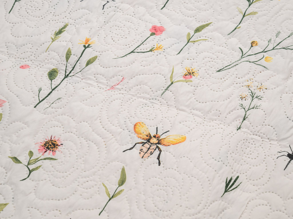 Přehoz na postel INSECTA, krémový Rozměr: 200 x 240 cm (obrázek 7)