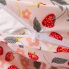 Komfortní povlečení STRAWBERRY růžové z mikrovlákna s jemnými motivy