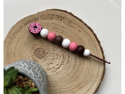 Donut háček se silikonovými korálkami vyrobenolaskou