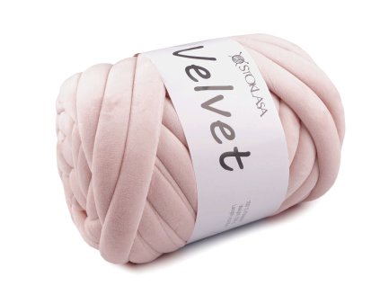 Pudrová velvet marshmallow vyrobenolaskou.cz