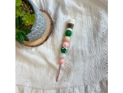 Háček se silikonovými korálky - Káva