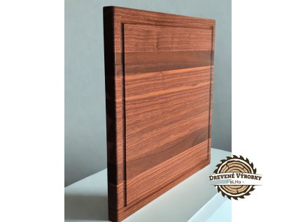 doska-na-krajanie-stvorec