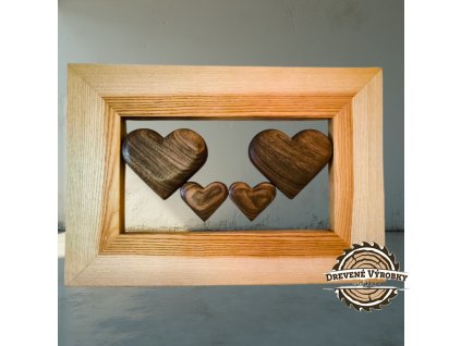 Obraz Rodinné šťastie – ručne vyrobená drevená dekorácia eLHa, originálny handmade výrobok Slovensko
