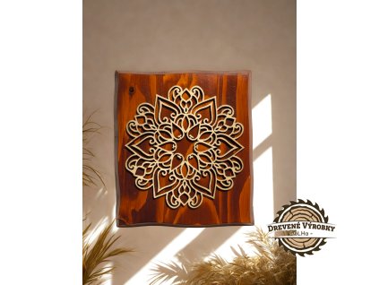 Ručne vyrobená drevená mandala – originálna handmade dekorácia eLHa, tradičný slovenský výrobok