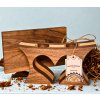 Ručne vyrobený drevený svietnik so srdiečkom – nízky, tmavá kombinácia orech a jaseň, handmade dekorácia eLHa