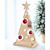 Ručne vyrobený drevený vianočný stromček s červenými guľami zo smrekového dreva – eLHa
