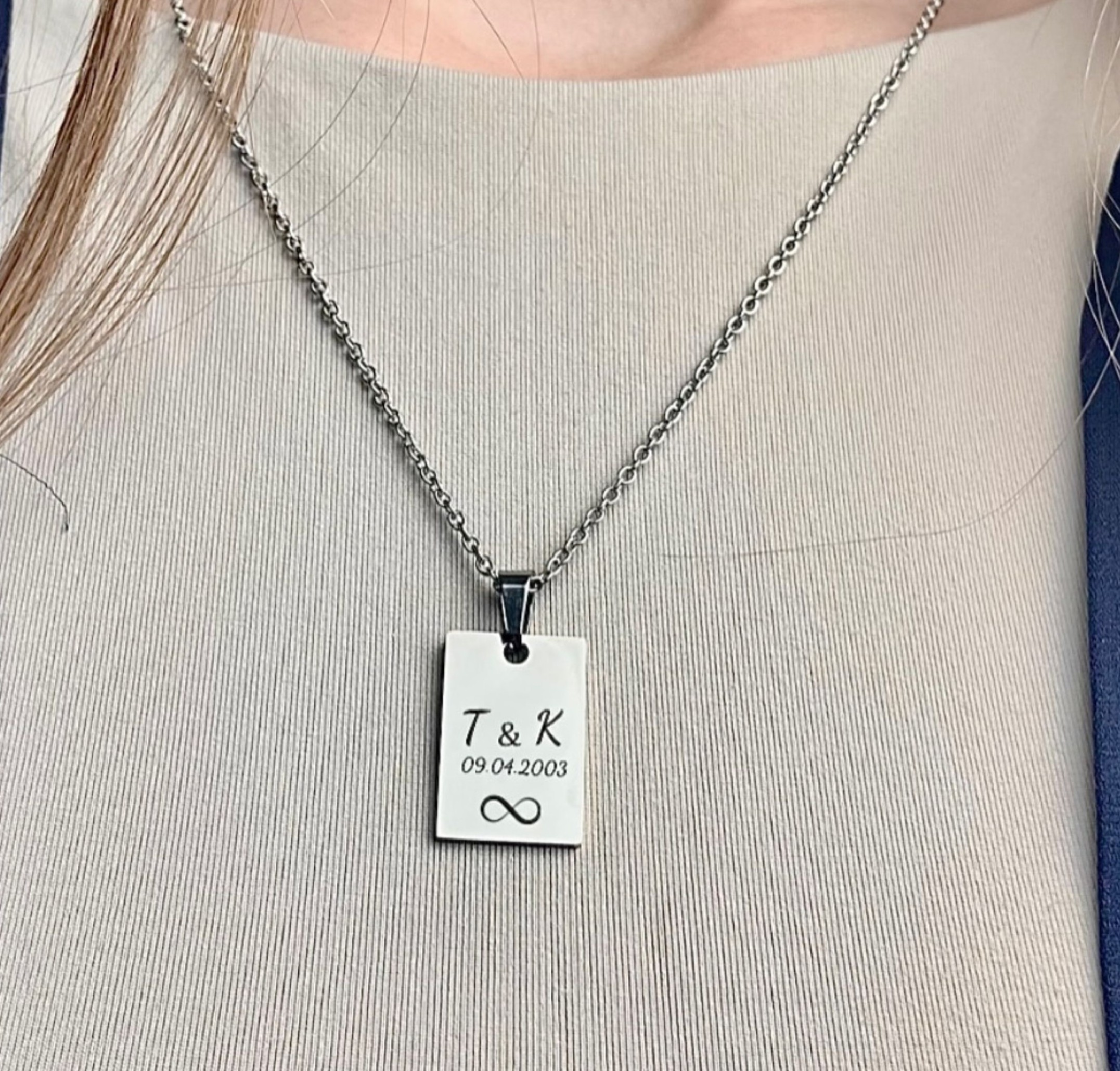 Personalizované šperky Vyryjto