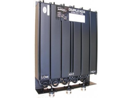 Dutinový UHF duplexer DT03 pro převaděče Hytera v pásmu UHF. Kvalitní duplexer pro vzájemné oddělení přijímací a vysílací cesty a jejich sdružení do jedné antény.