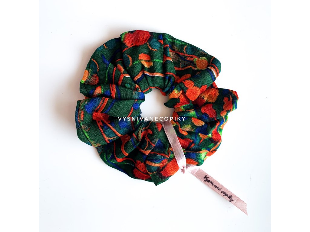 Rubber_band_scrunchie_for_hair_gumička_scrunchie_do_vlasov_látkovaná_green-geo_vysnivanecopiky