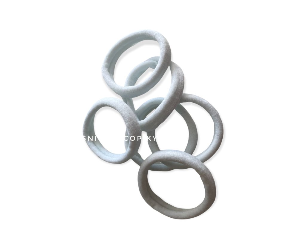 Hair_bands_gumičky_do_vlasov_20ks_white_biela_vysnivanecopiky