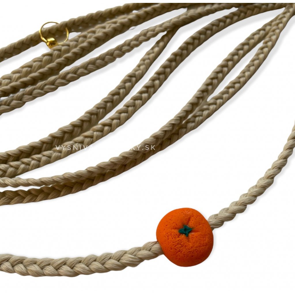 Hand_made_decoration_orange-fruit_pomaranč_vysnivanecopiky