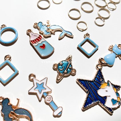 ozdoby_modre_vysnivanecopiky_braids_ozdoby