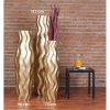 VYSOKÁ DŘEVĚNÁ DEKORATIVNÍ VÁZA ZLATÁ VLNA