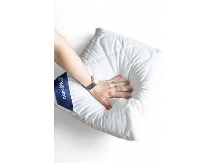 5139 protiroztocovy anatomicky zdravotni polstar prosity se zipem nanospace