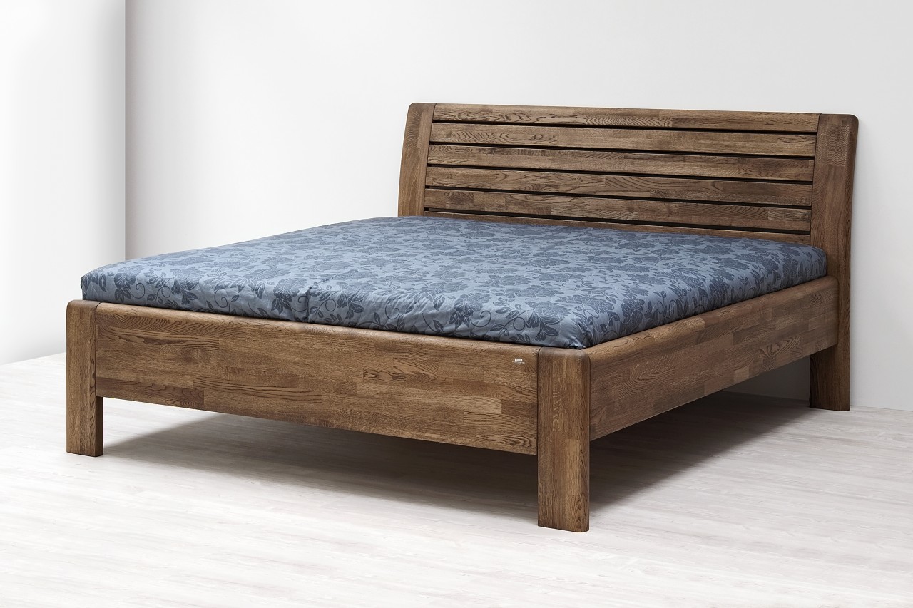 Postel BMB VANESSA - Průběžný Buk Rozměr: 200x210 cm, Moření: Černá