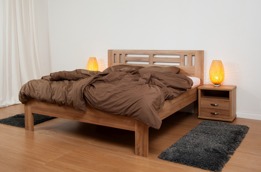 Levně Postel BMB Ella Moon - IMITACE DŘEVA Rozměr: 120x200 cm, Dekor: Akát, Provedení rohů: Oblé