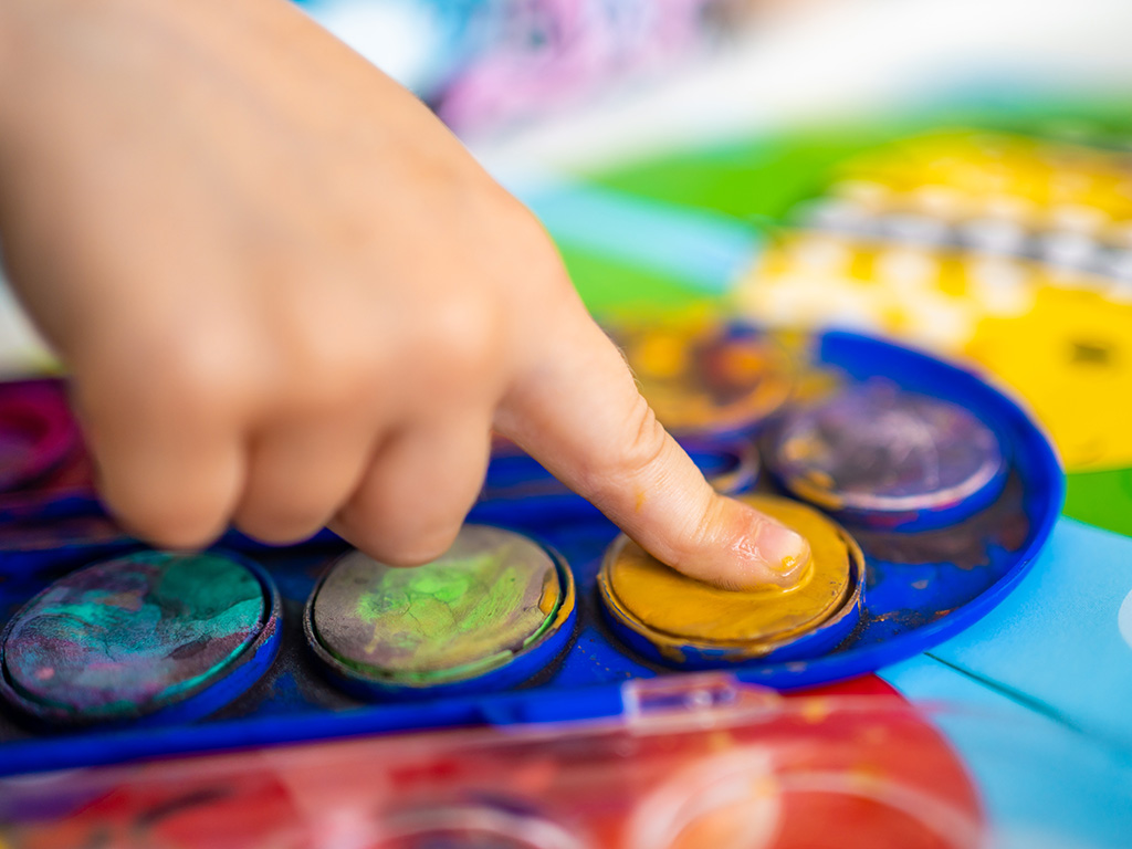 Výtvarné pomůcky pro děti s poruchami pozornosti a motoriky (ADHD, dysgrafie, apod.)