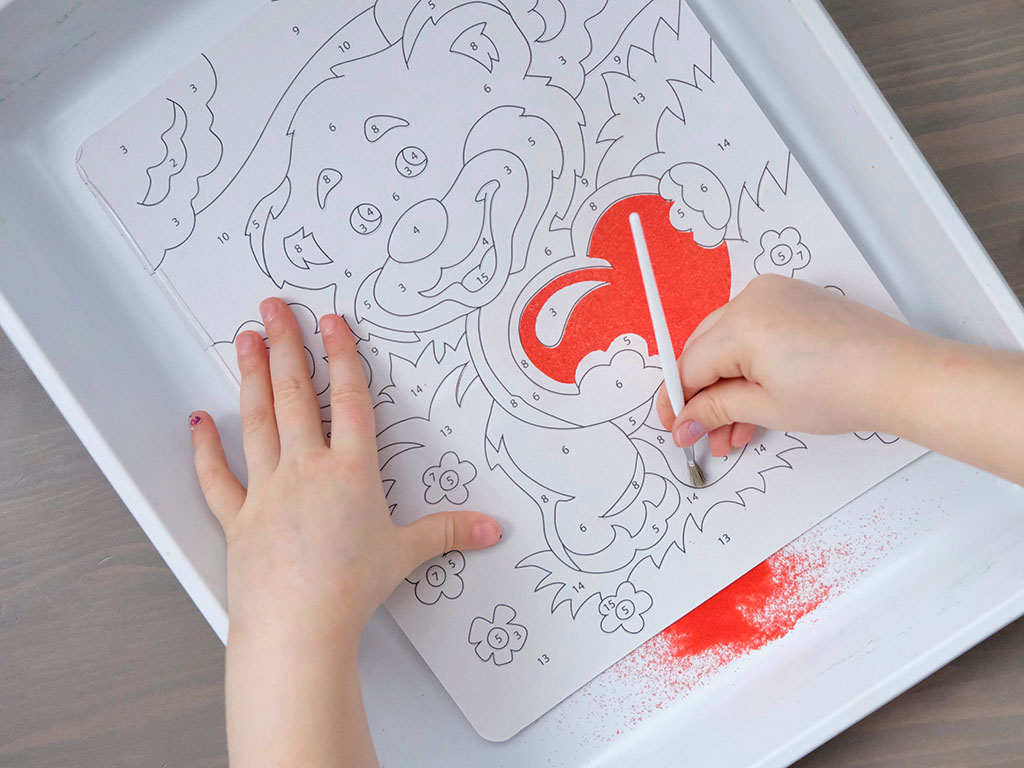 Malování vodou: Ideální technika pro malé děti bez nepořádku