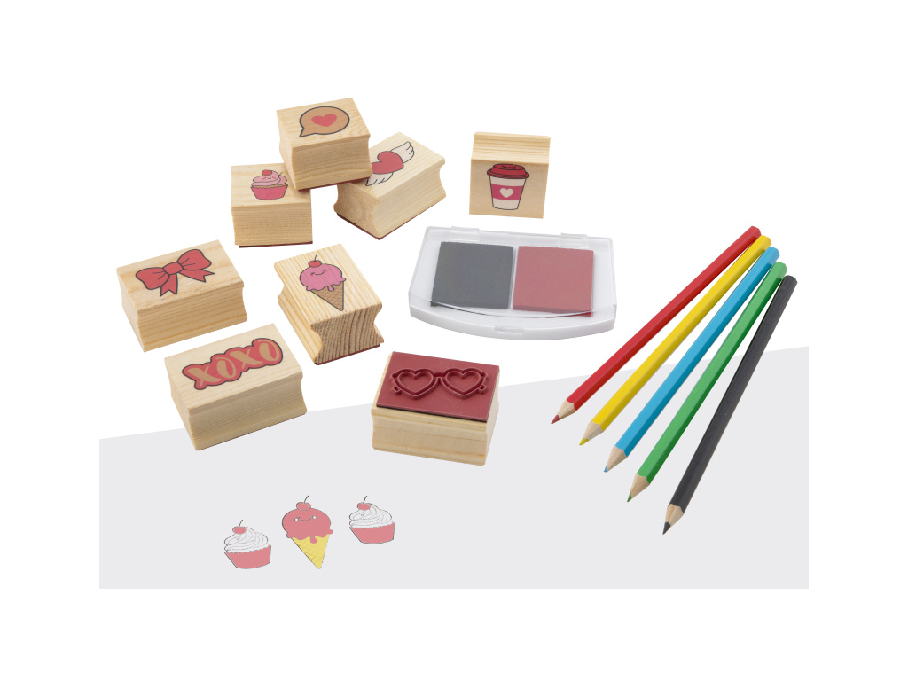 Dřevěná razítka v boxu, pastelky