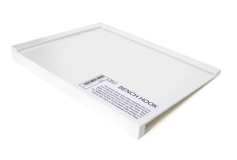 Levně ABIG 18110 Bezpečnostní podložka na řezání lina 22 × 31,5 cm – pro praváky