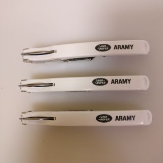 Je lepší to logo v oválu na vývrtce nebo na autě? 🤔😀 Za jízdy nikdy nepijte! ✅ Vždy si zastavte! ...ať se nepolejete 😀...