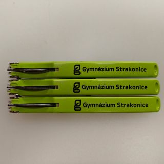 I takový reklamní předmět může vývrtka být...samozřejmě že to nebylo pro žáky! 😉😄 #vyvrtkaslogem #vyvrtkanavino...