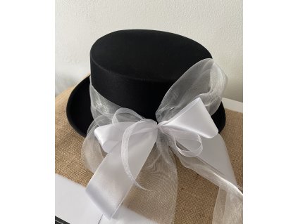 826CC781 BDB4 4C2E 9759 882BEAB2C1F1